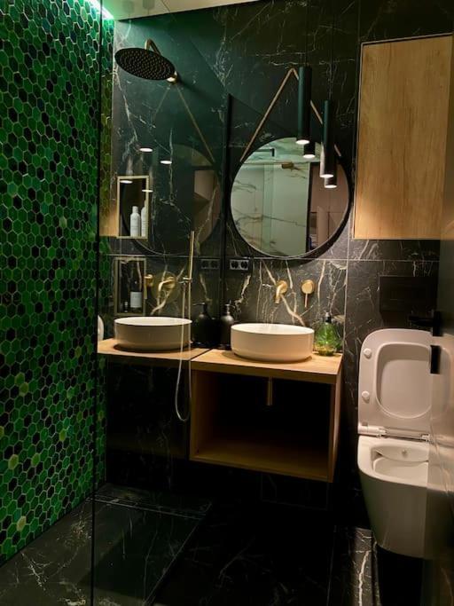 7- A Chic Urban Hideaway, 10min Walk To Center Apartament *