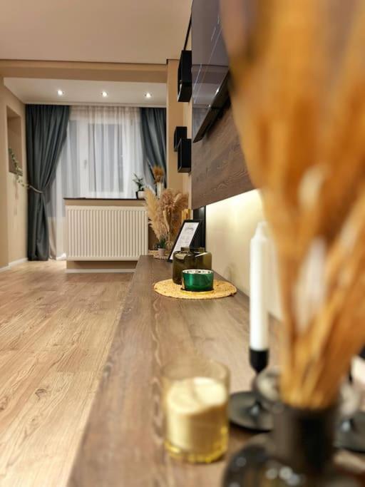 Apartament 7- A Chic Urban Hideaway, 10min Walk To Center